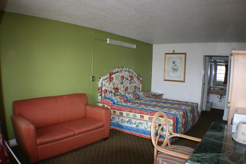 Budget Inn - Charlotte Esterno foto